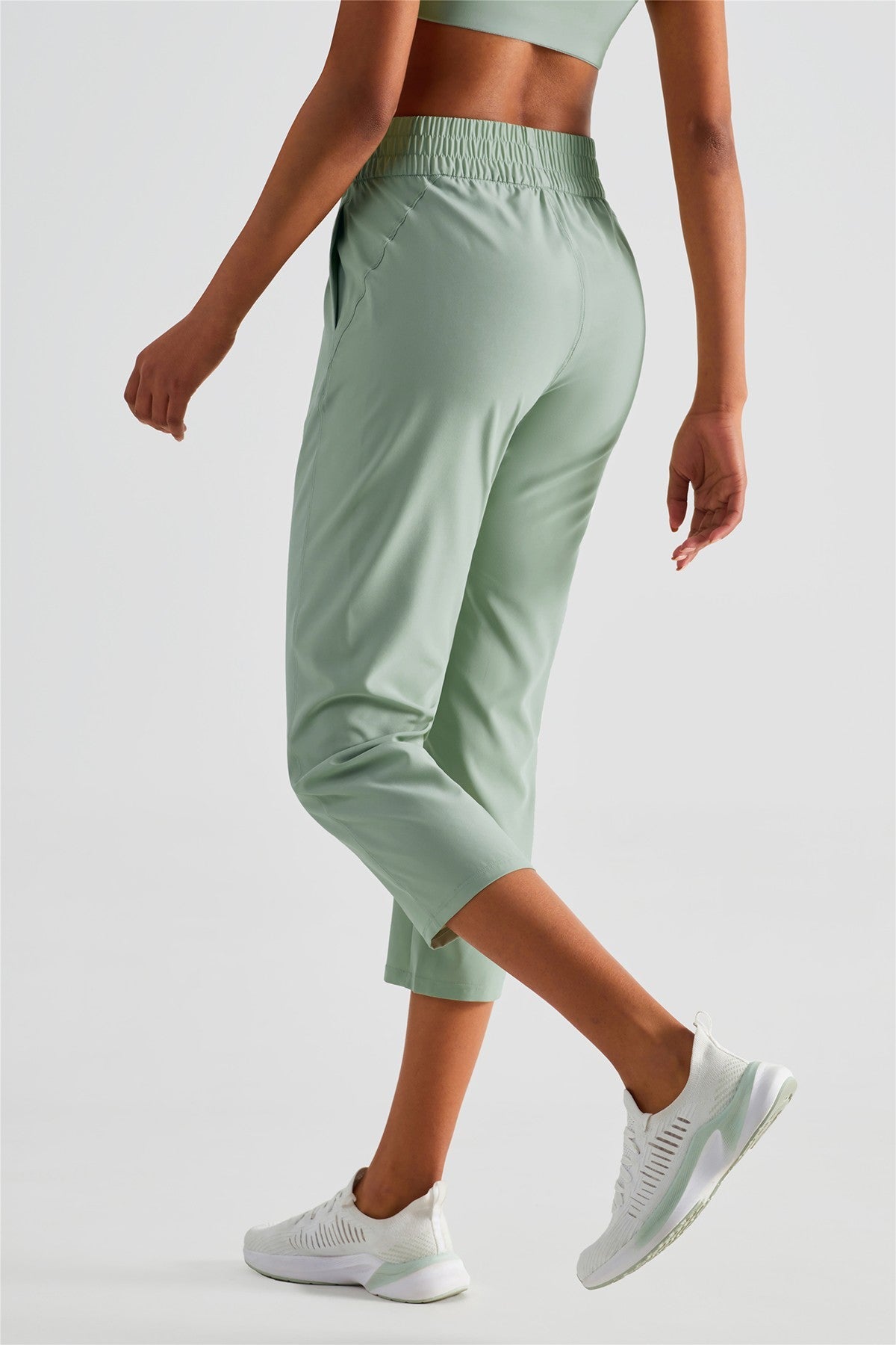 UPF 50+ Tapered Crop Pants with Pockets