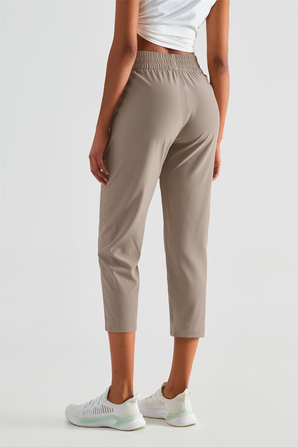 UPF 50+ Tapered Crop Pants with Pockets