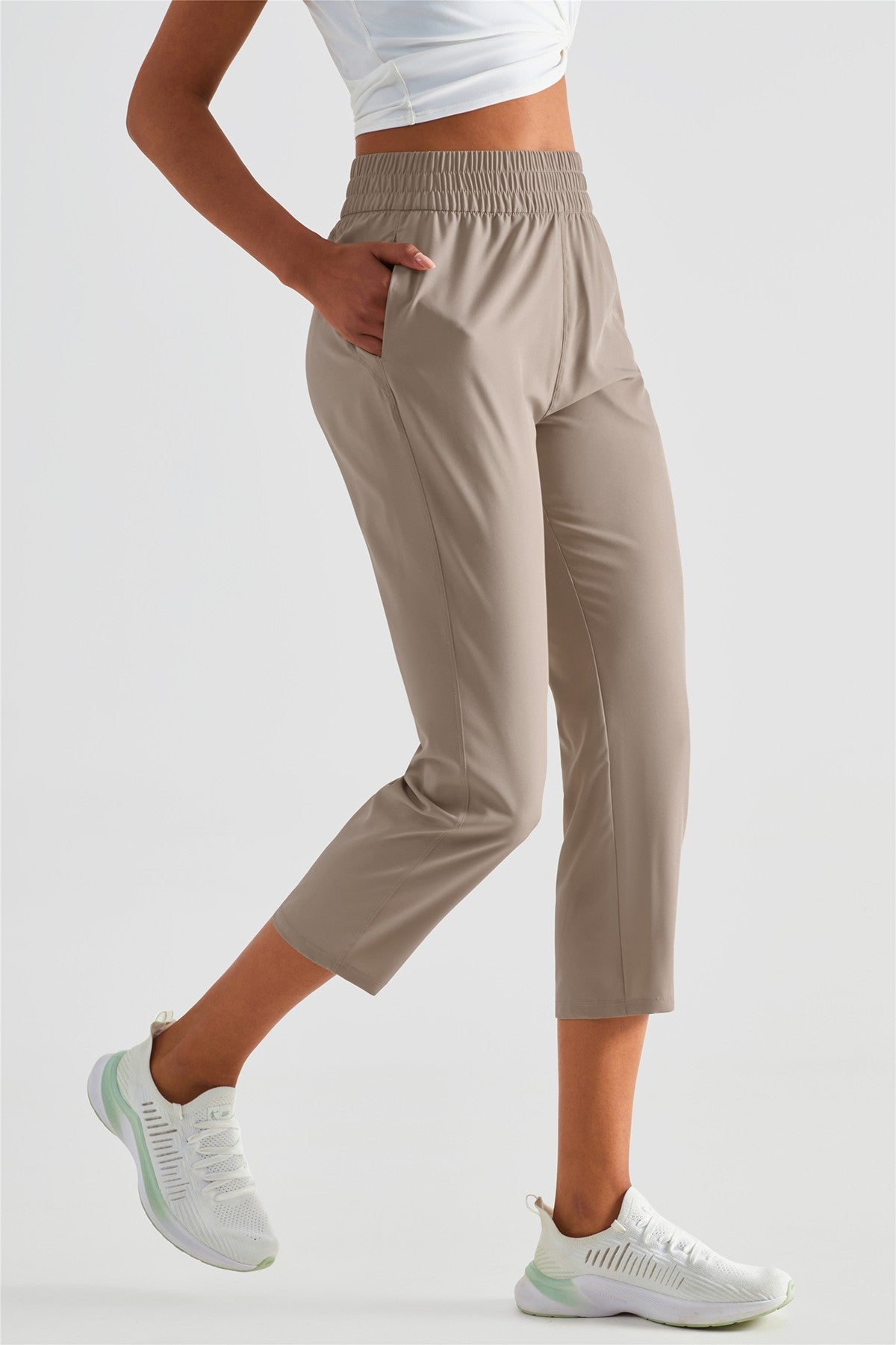 UPF 50+ Tapered Crop Pants with Pockets