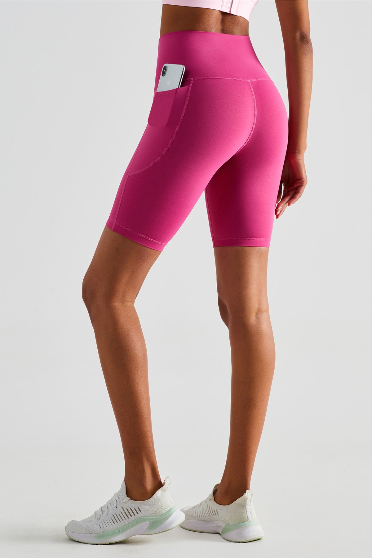 포켓이 있는 멀티 스포츠 바이커 반바지