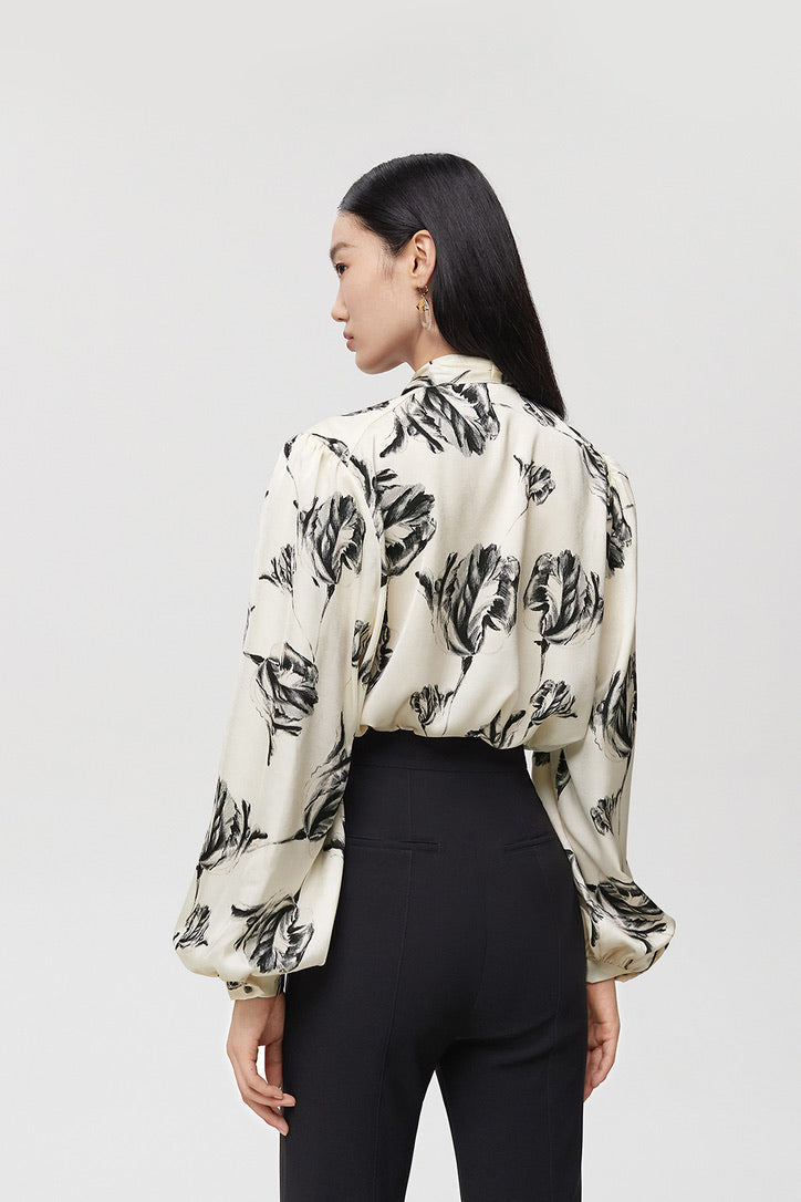 Rose Printed Tie Blouse in Cream