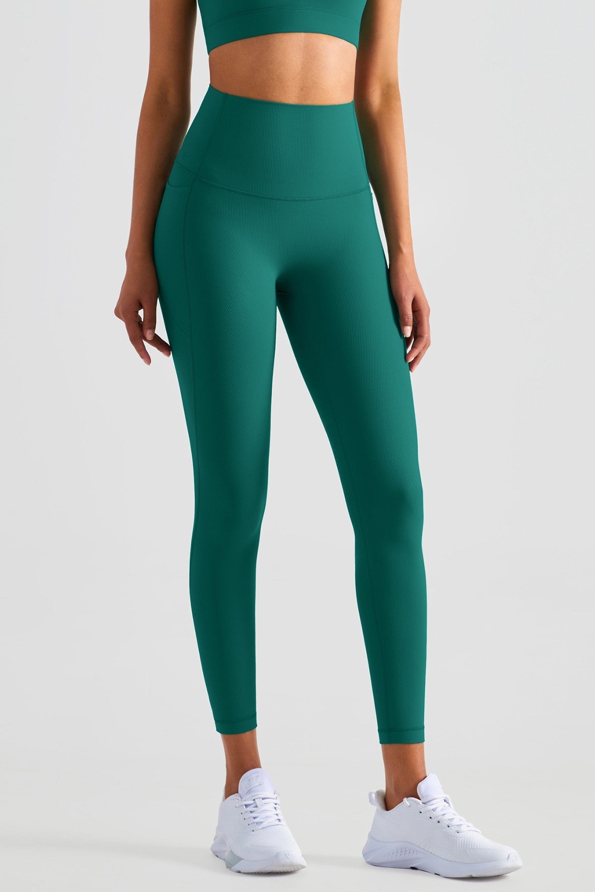 Ribbed Seamless Leggings with Pockets