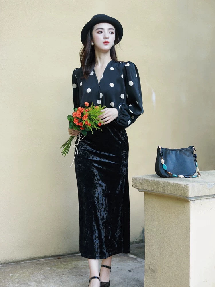 Polka Dot Blouson Sleeve Blouse in Black