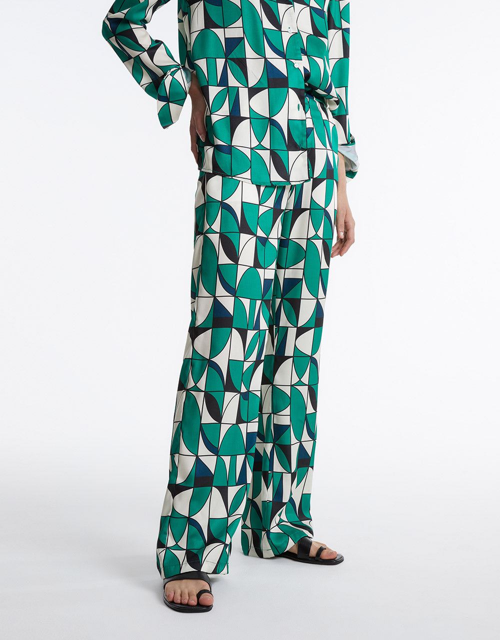 Geometric Print Wide Leg Pants