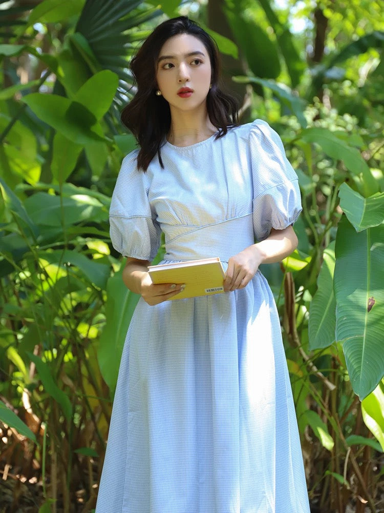 체크 퍼프 슬리브 미디 드레스블루 색상