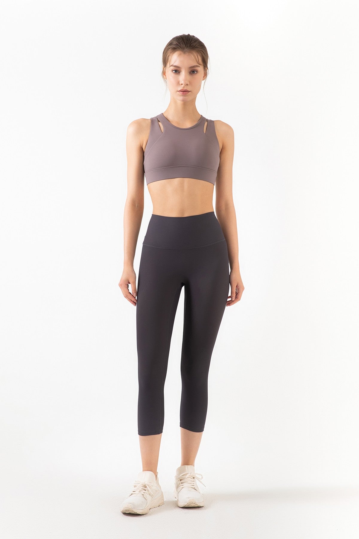 Ribbed Seamless Capri Leggings