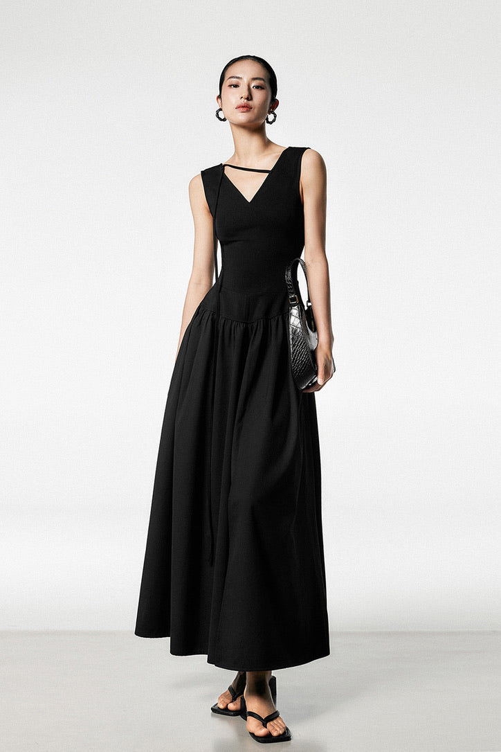 Drop Waist V Maxi Dress in Black FancyAdd Drop Waist V Maxi Dress in Black FancyAdd