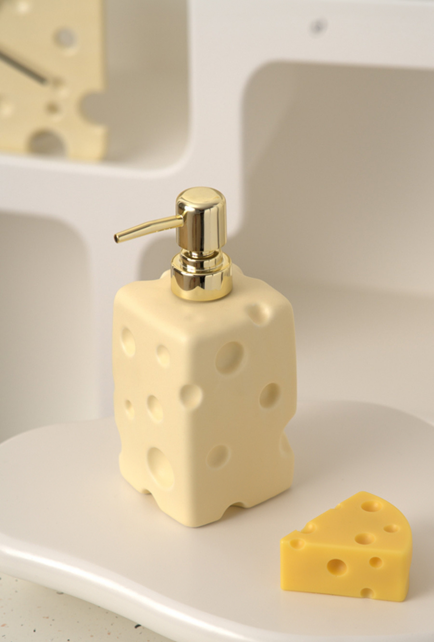 Cheesecake Ceramic Dispenser