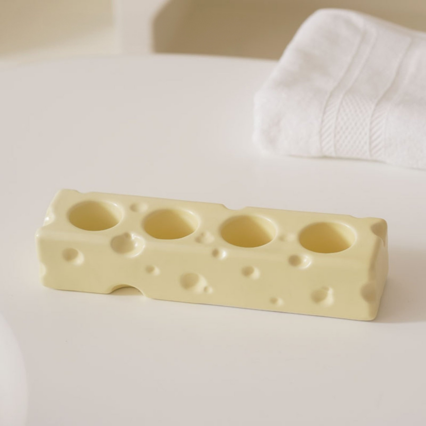 Cheese-inspired Ceramic Toothbrush Holder