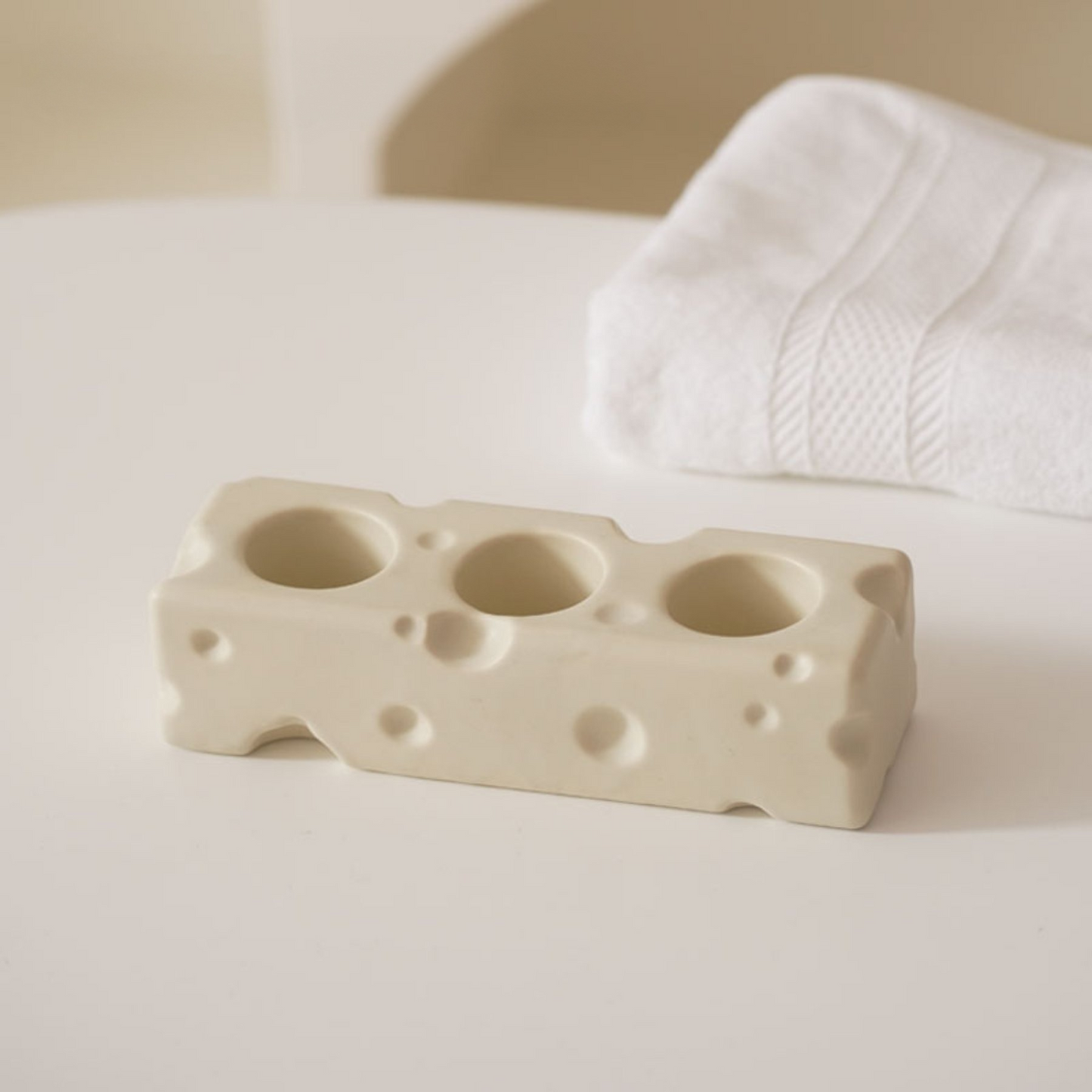 Cheese-inspired Ceramic Toothbrush Holder