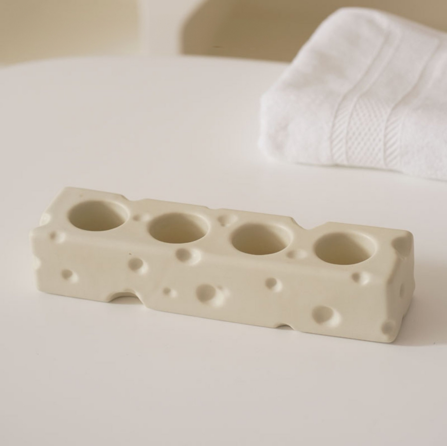 Cheese-inspired Ceramic Toothbrush Holder