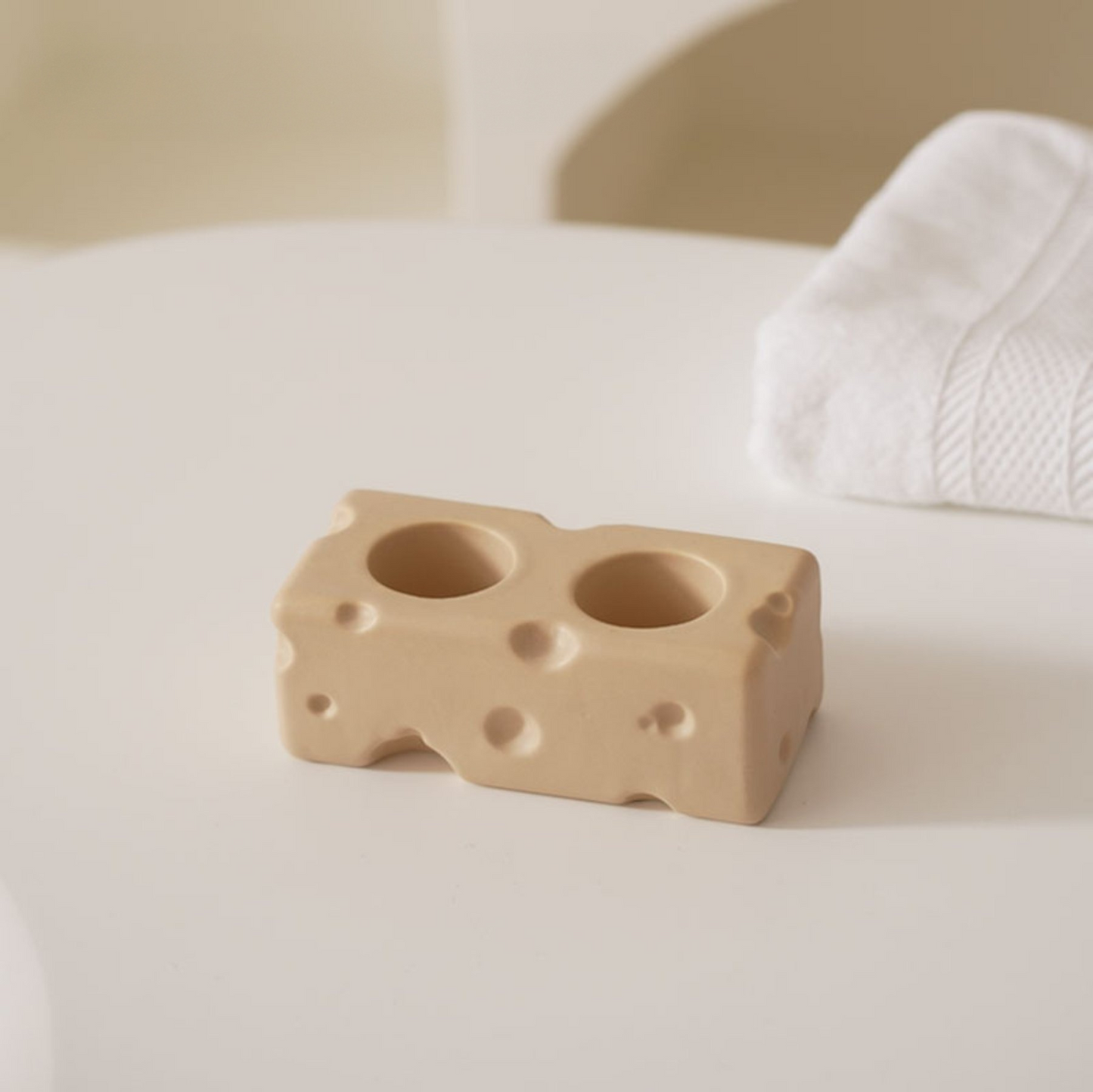 Cheese-inspired Ceramic Toothbrush Holder