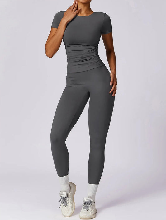 Second Skin T-Sleeve & Leggings Set