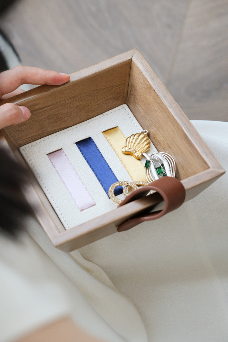 Top-Grain Leather Color-Block Ribbon Tray