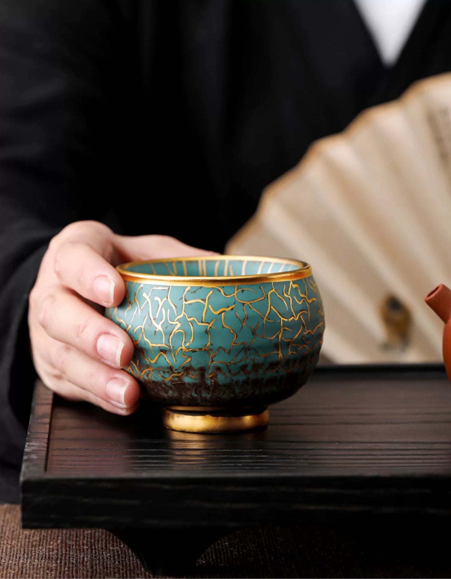 Vergoldetes Teeservice aus Keramik