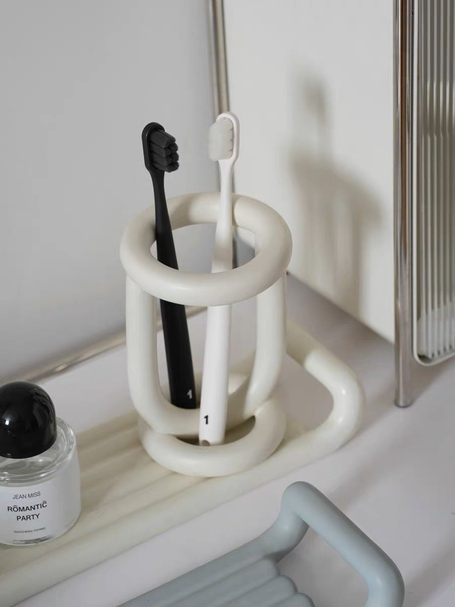 LuxeClean Toothbrush Holder