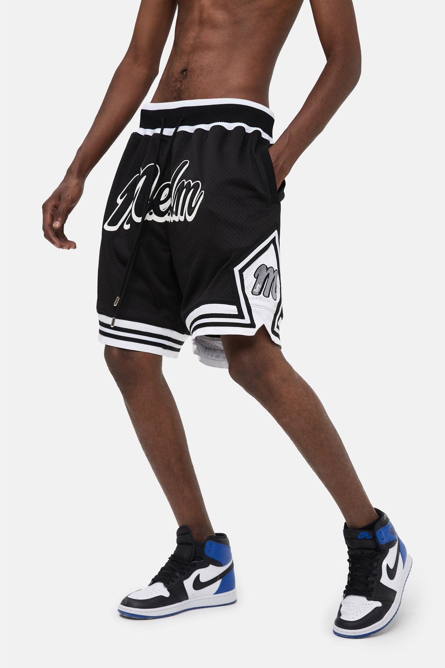 MEDM 자수 로고 쇼츠