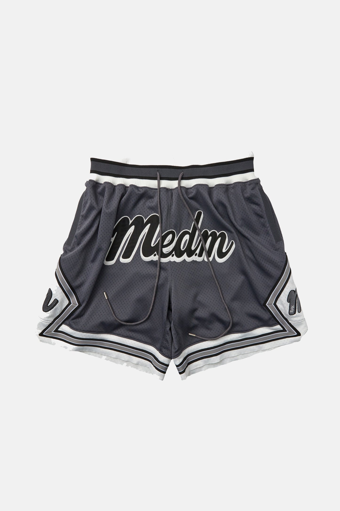 MEDM 자수 로고 쇼츠