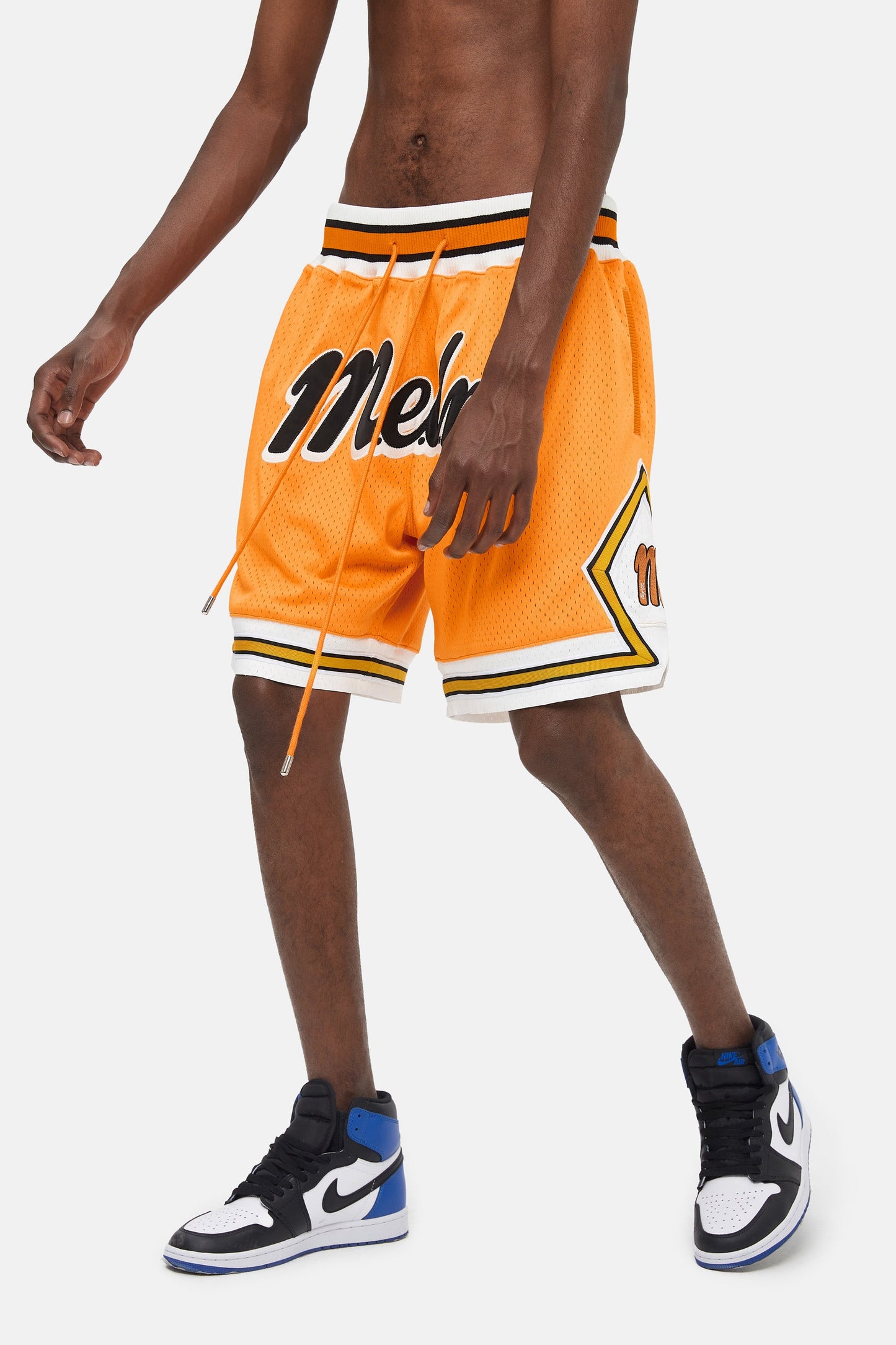 MEDM 자수 로고 쇼츠