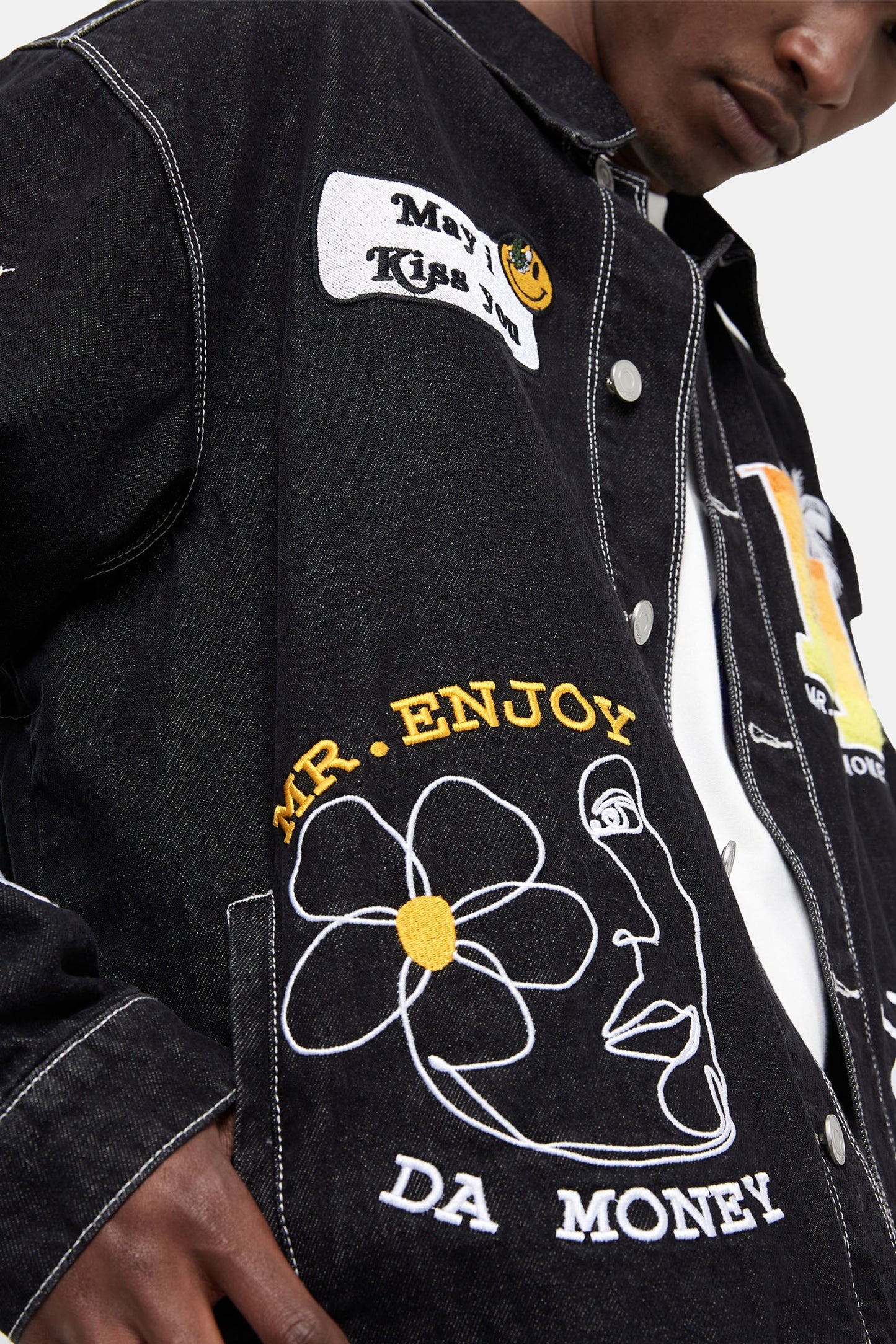 MEDM 자수 패치 데님 재킷