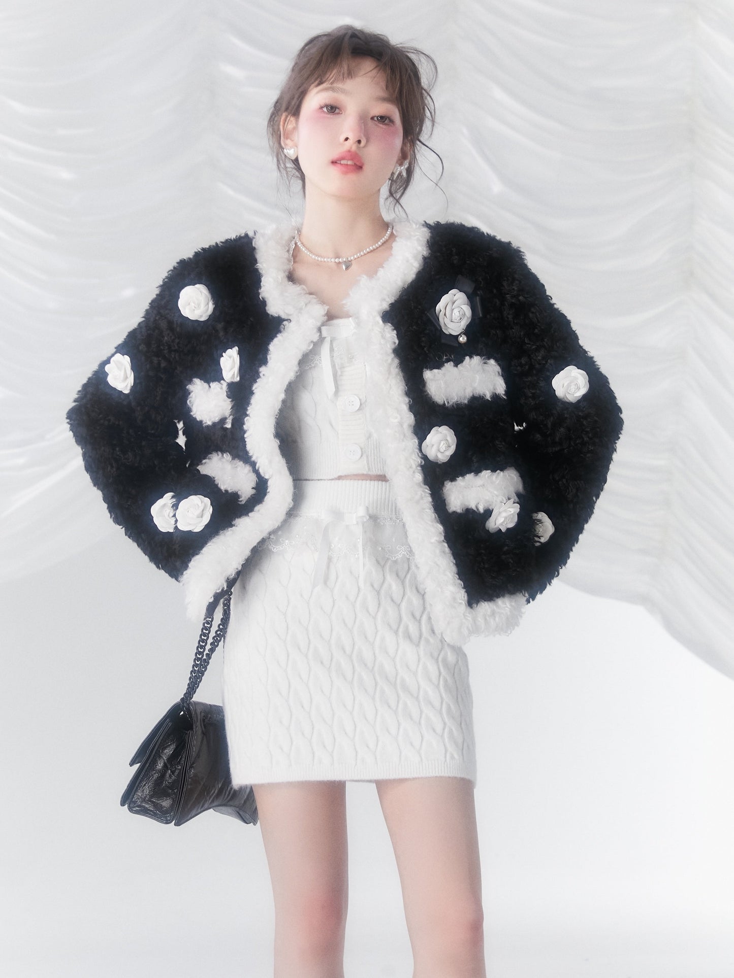 레이스 쇼트 스웨터 &amp; 스커트