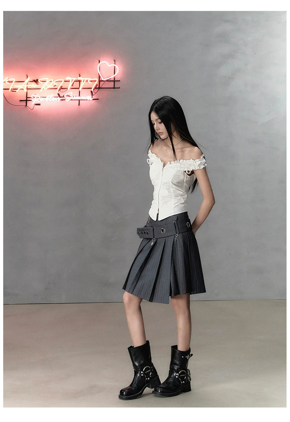 Oak Ash & White Asymmetrical Waist Pleated Skirt