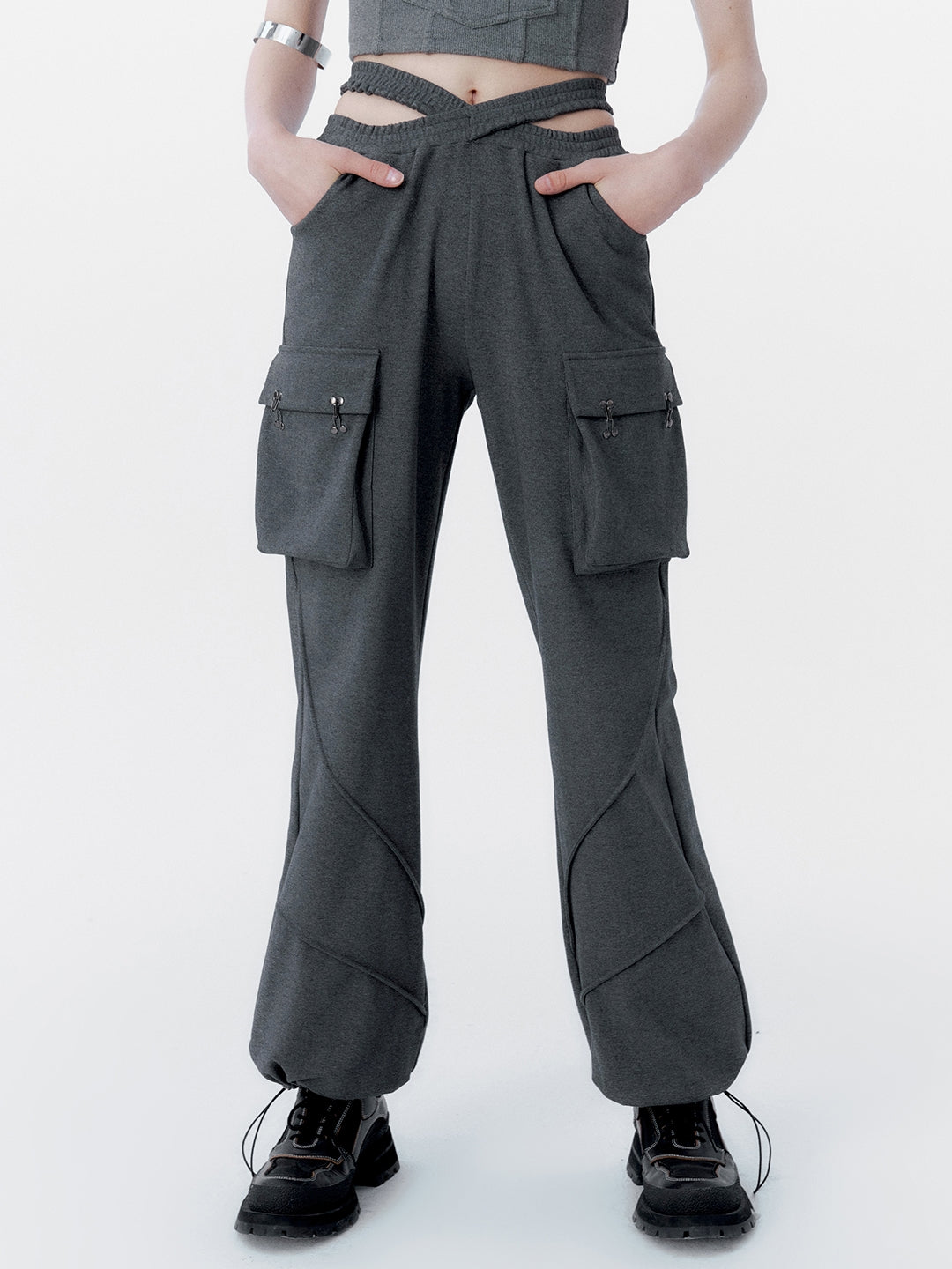 Three-dimensional Pocket Vest & Casual Pants