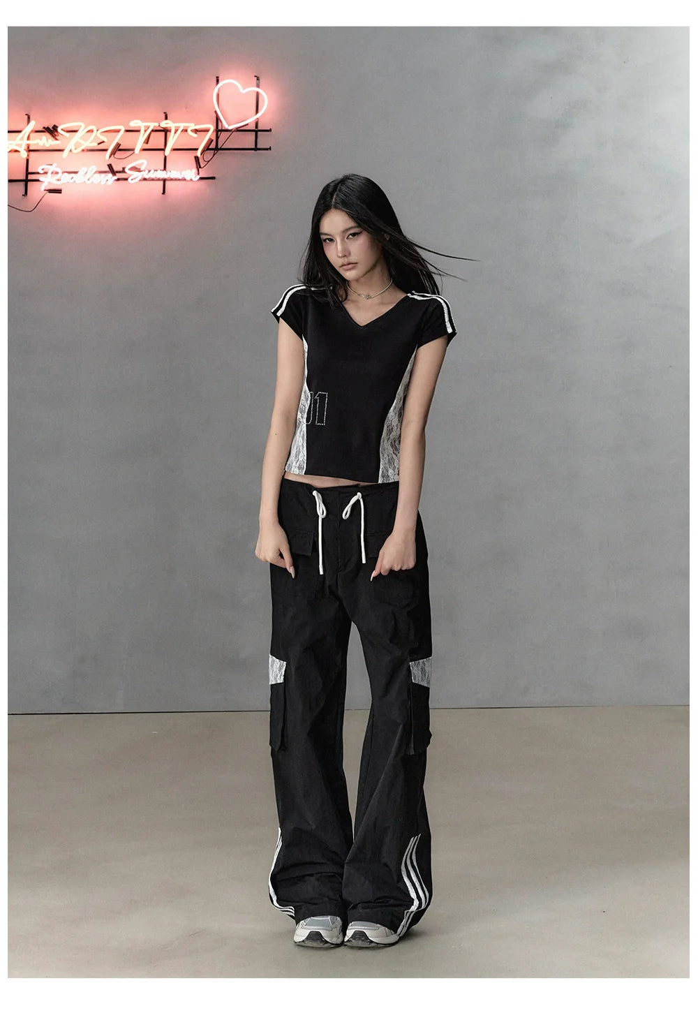 Black Lace Patchwork Large Pocket Casual Pants