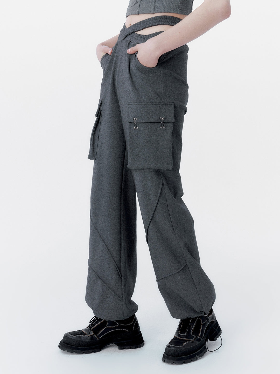 Three-dimensional Pocket Vest & Casual Pants