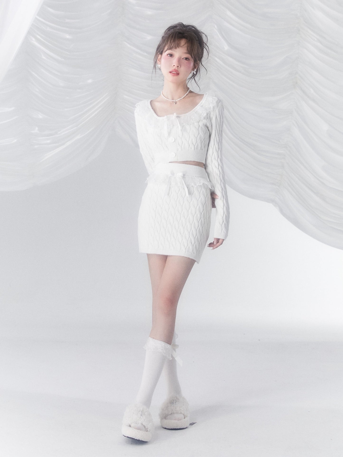 레이스 쇼트 스웨터 &amp; 스커트