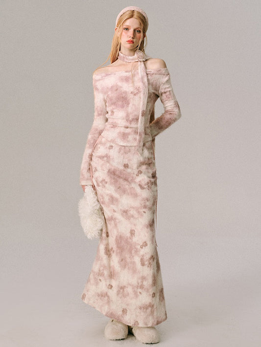 마블 질감의 플러시 플로럴 원라인 카라 탑&amp;스커트 