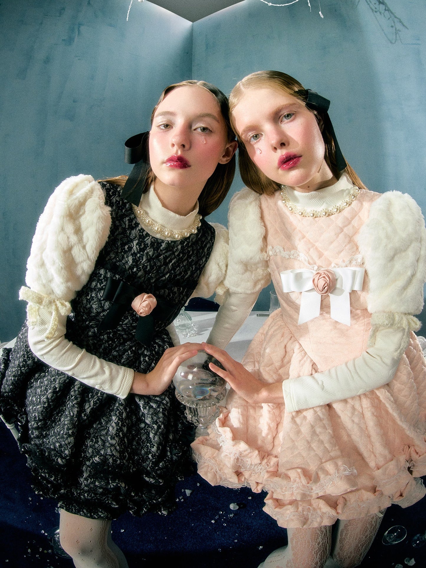 레이스 퀼팅 보우 플라워 브로치 선드레스 &amp; 퍼프 슬리브 탑