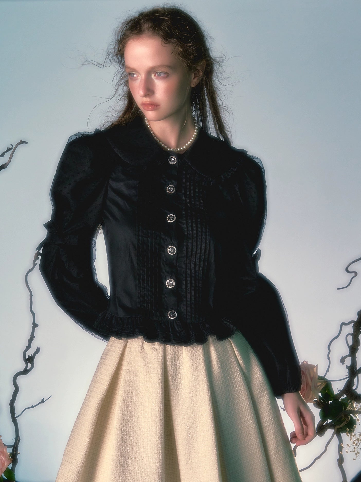 메쉬 패치워크 인형 칼라 퍼프 슬리브 셔츠 