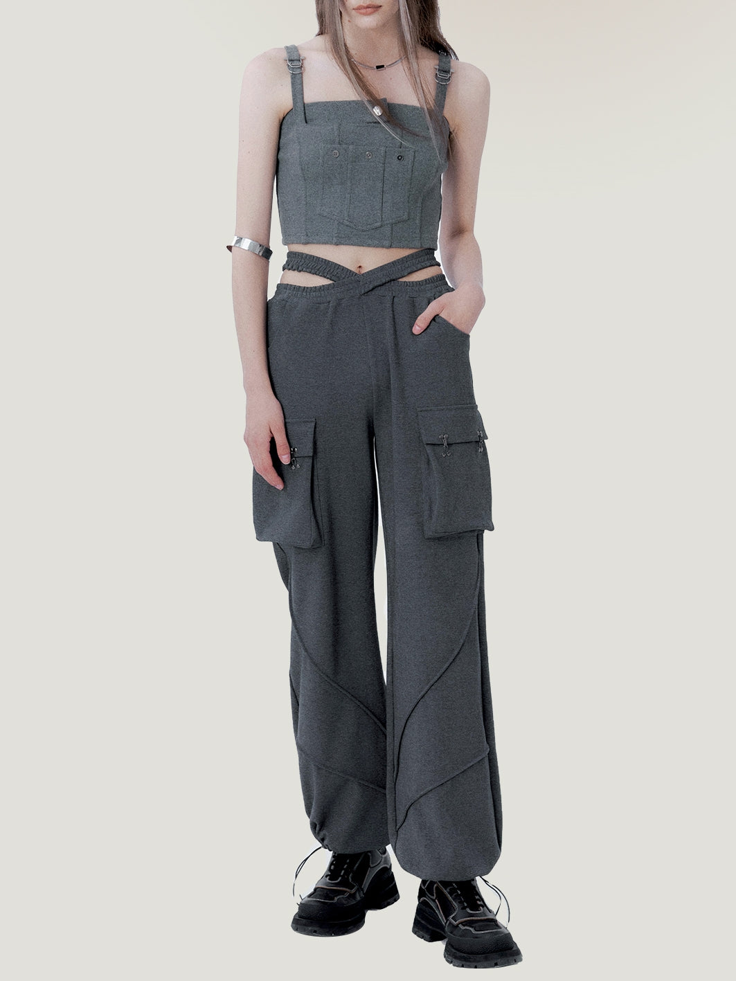 Three-dimensional Pocket Vest & Casual Pants