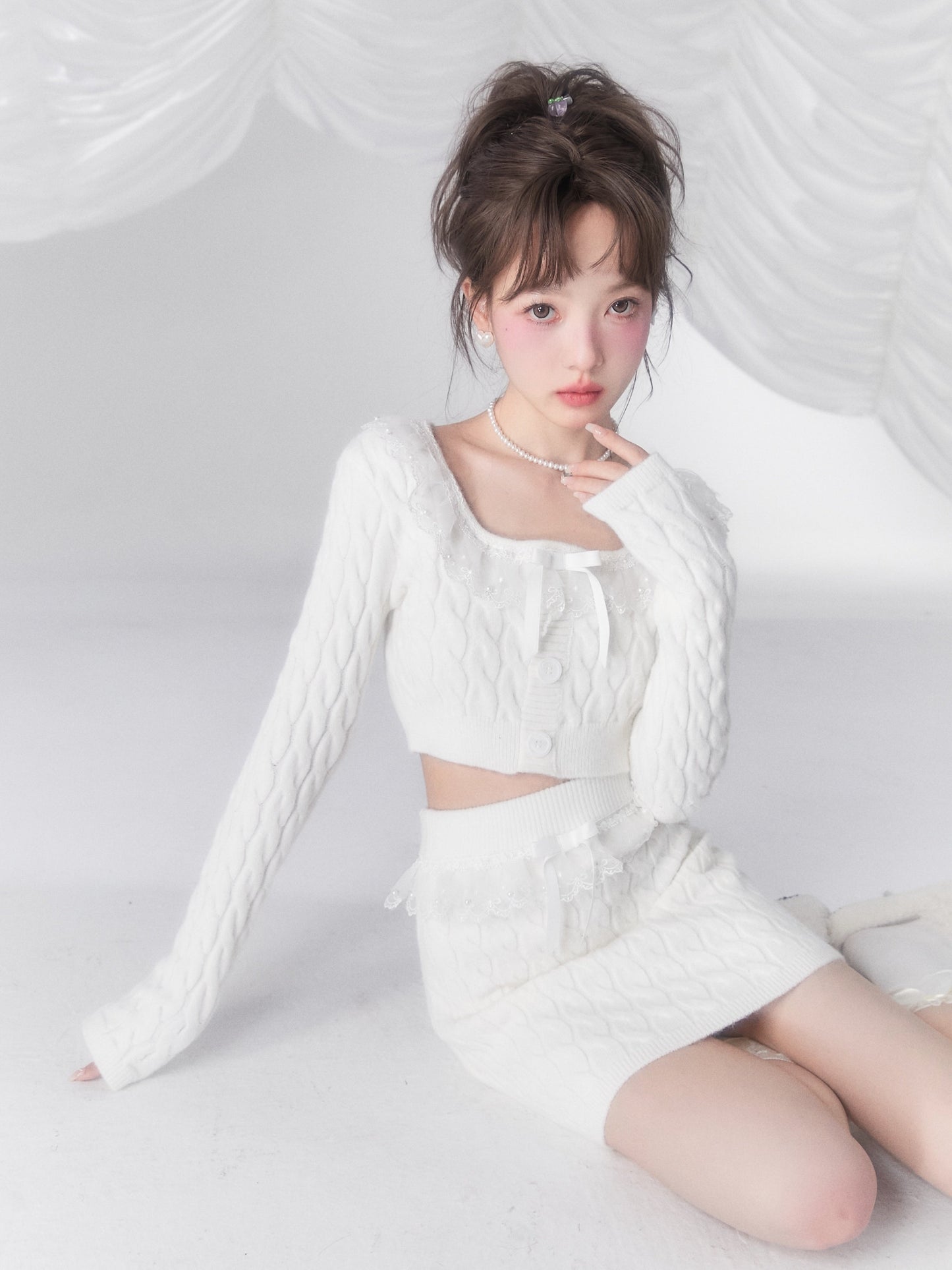 레이스 쇼트 스웨터 &amp; 스커트