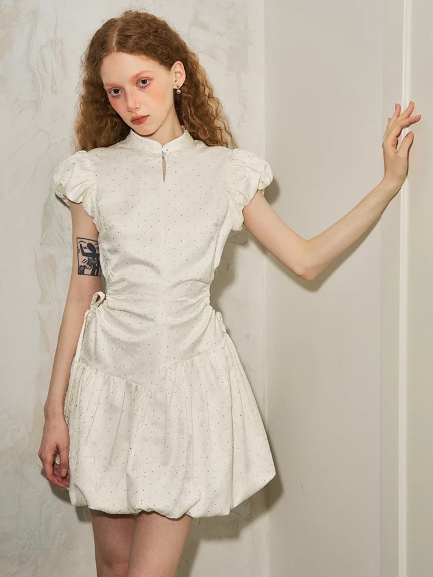 Puff Sleeve Waist Hollowed-out Wrinkled Dress