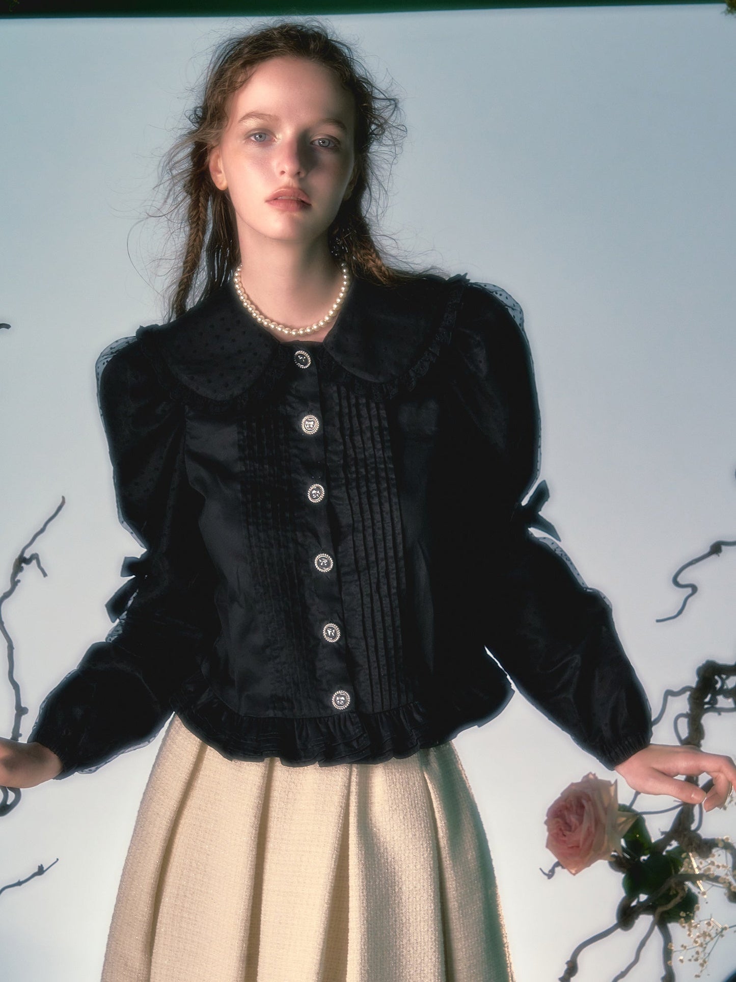 메쉬 패치워크 인형 칼라 퍼프 슬리브 셔츠 