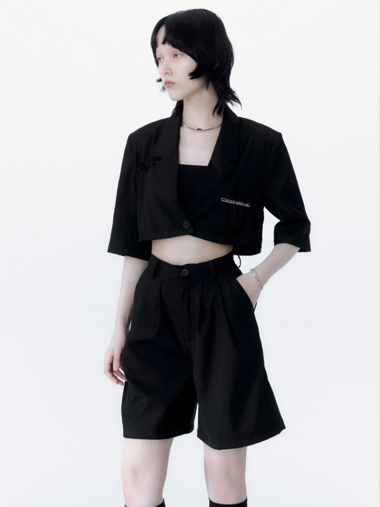 Short-sleeved Cropped Jacket ＆ High Waist Shorts