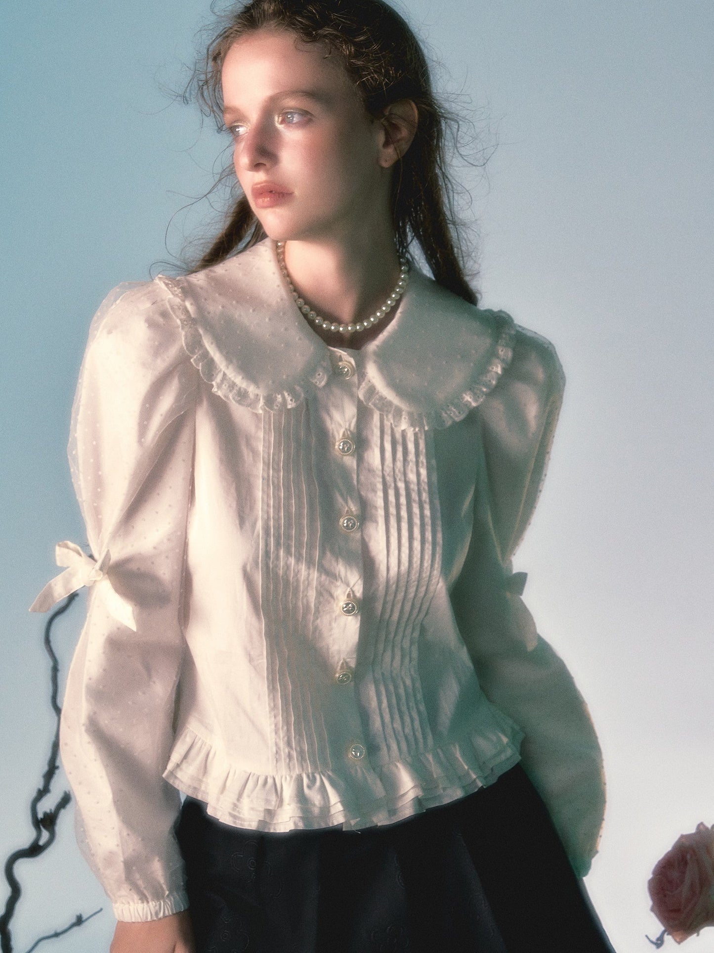 메쉬 패치워크 인형 칼라 퍼프 슬리브 셔츠 