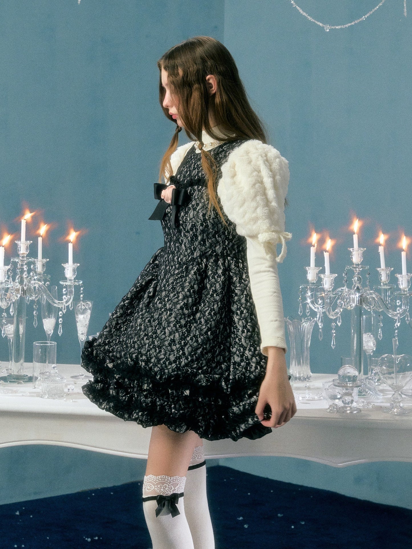 레이스 퀼팅 보우 플라워 브로치 선드레스 &amp; 퍼프 슬리브 탑