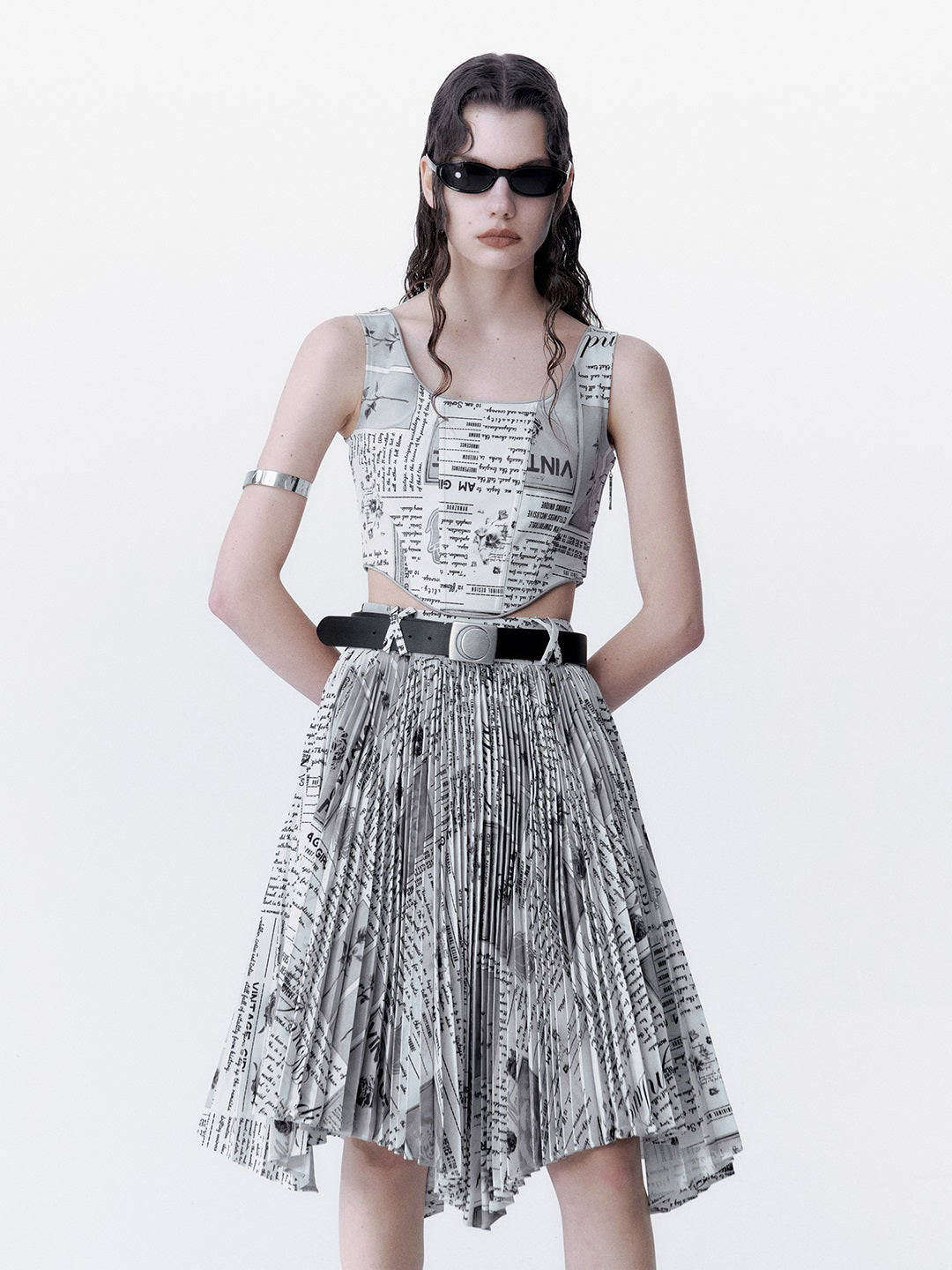 레터 크롭 니치 탑 