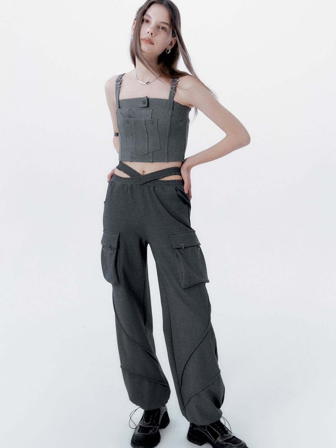 Three-dimensional Pocket Vest & Casual Pants