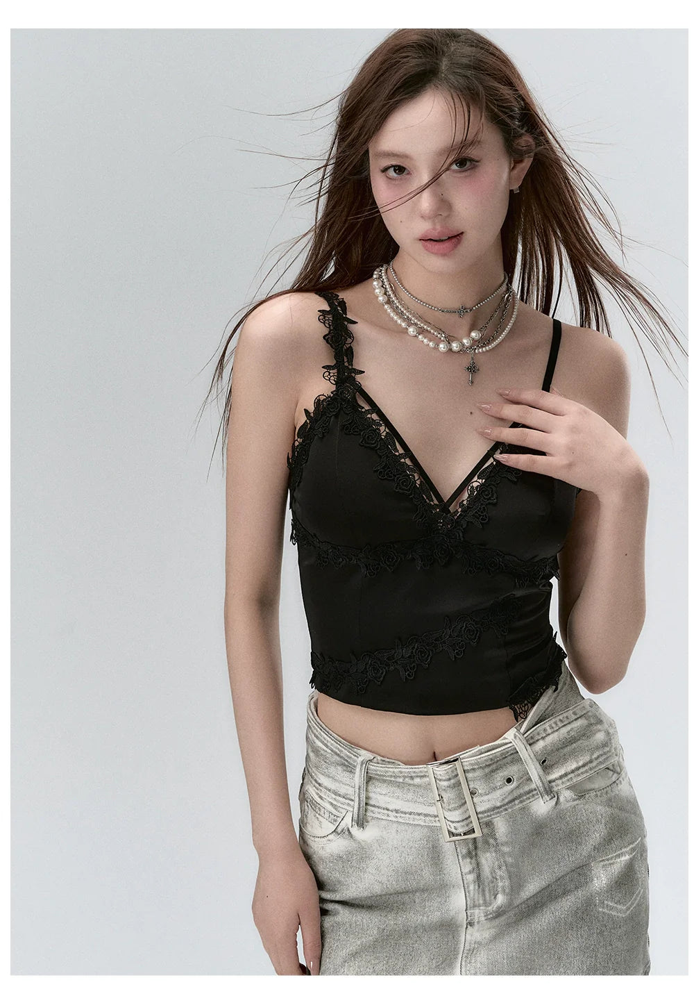 Lace Panelled Spaghetti Strap Tank Top