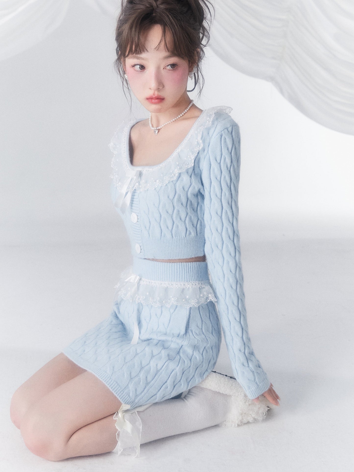 레이스 쇼트 스웨터 &amp; 스커트