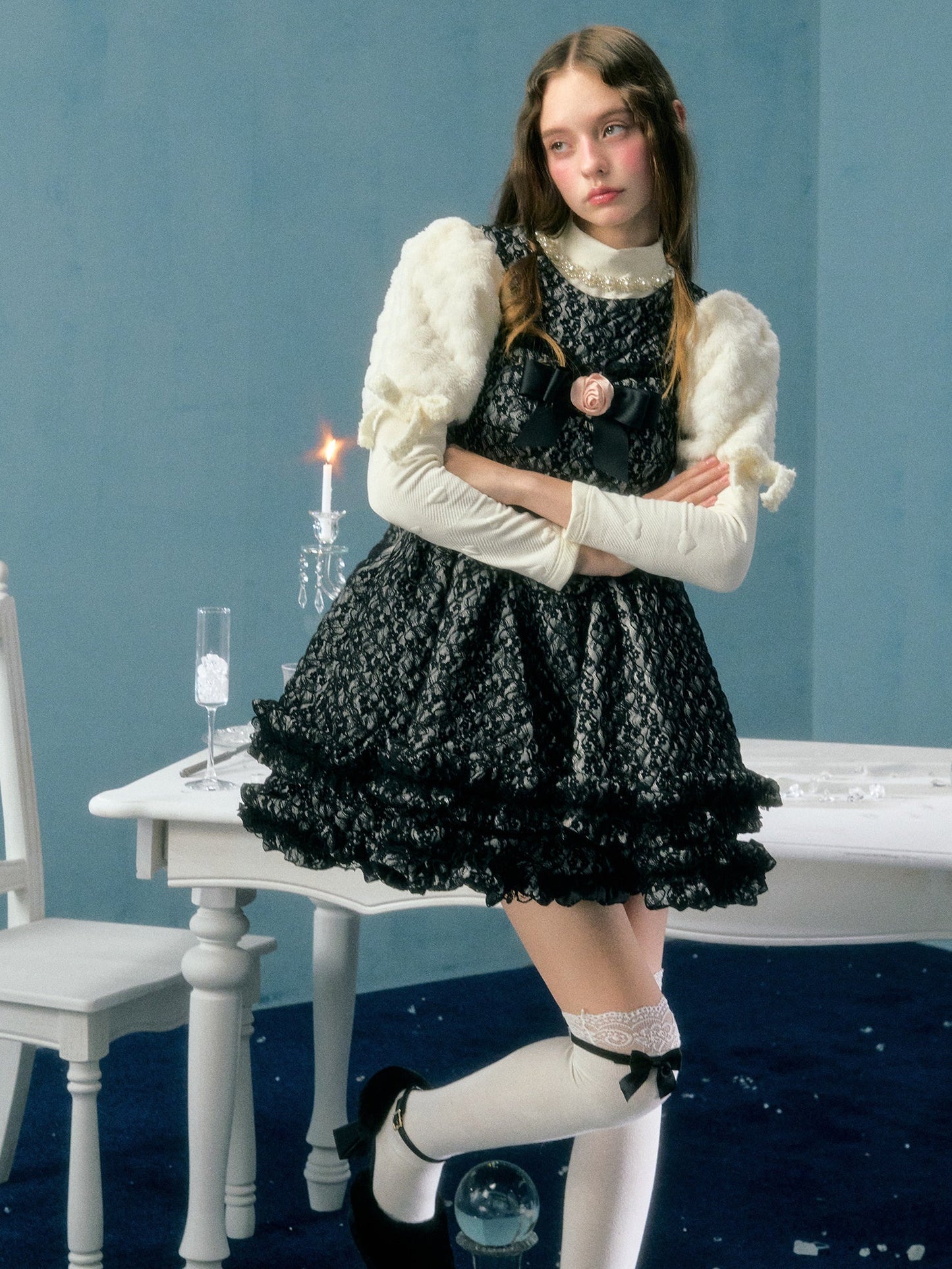 레이스 퀼팅 보우 플라워 브로치 선드레스 &amp; 퍼프 슬리브 탑