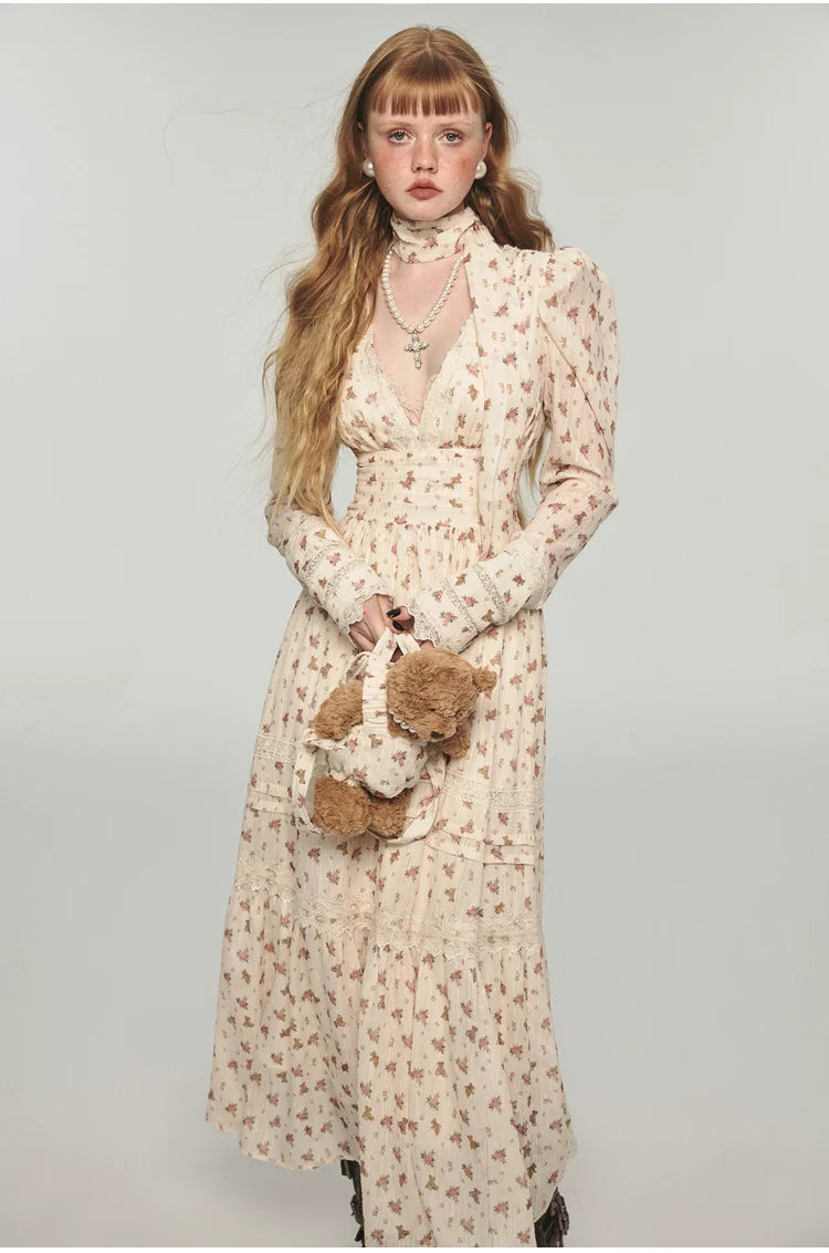 Bear Floral Lace Waist-cinching V-neck Midi Dress