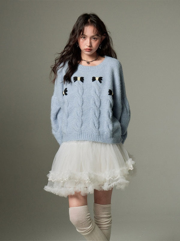 Round Neck Cable Bow Knitted Sweater