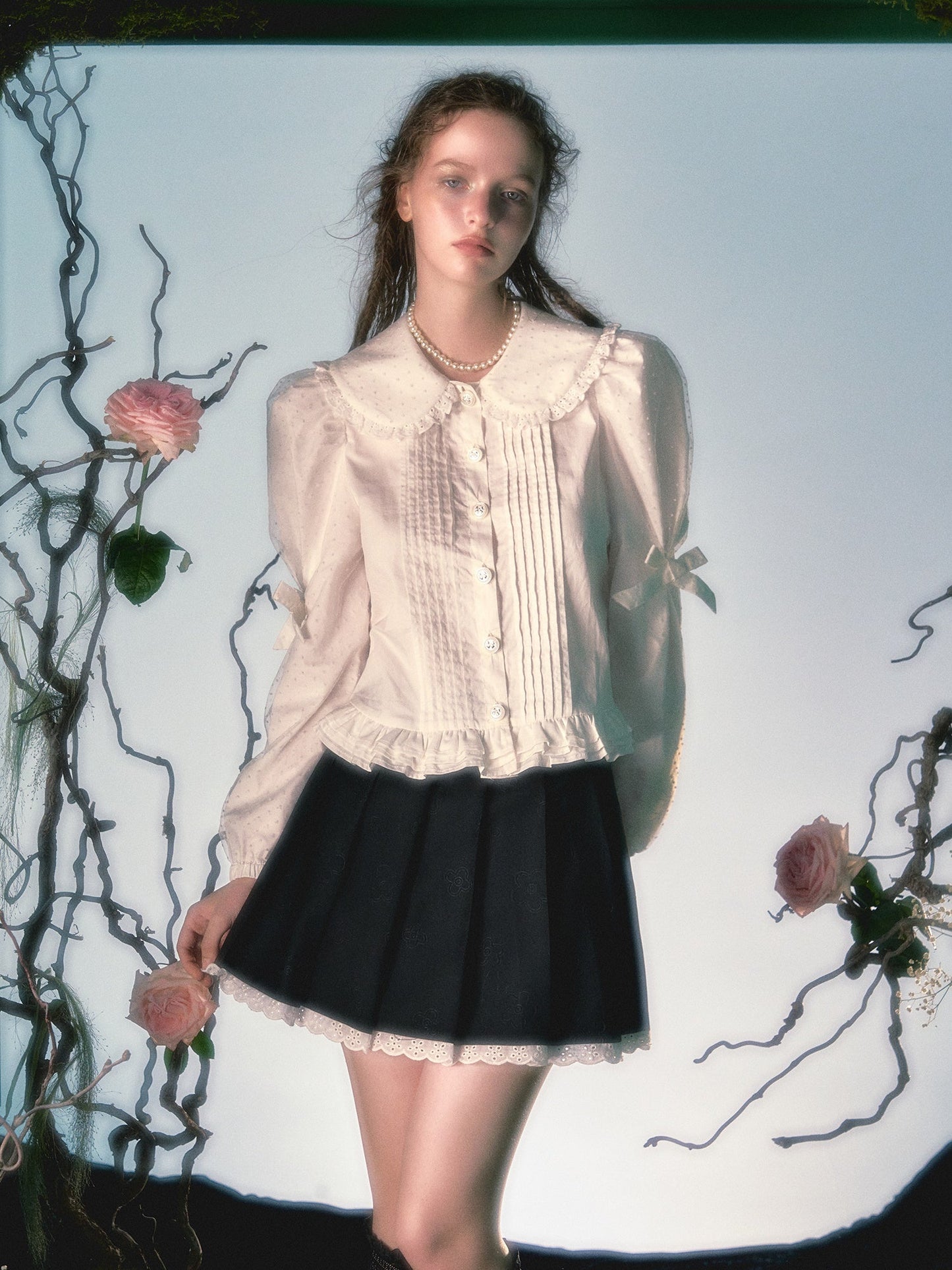 메쉬 패치워크 인형 칼라 퍼프 슬리브 셔츠 