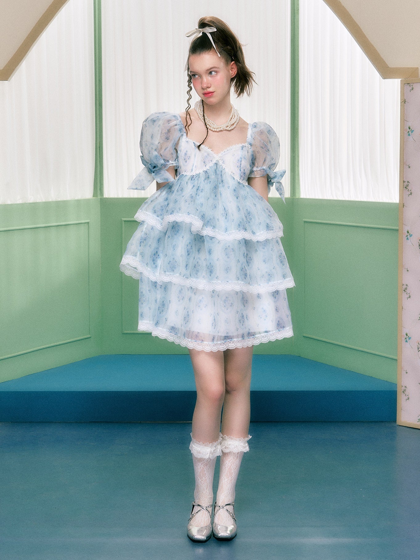 Organza Square Collar Puff Sleeve Cake Dress