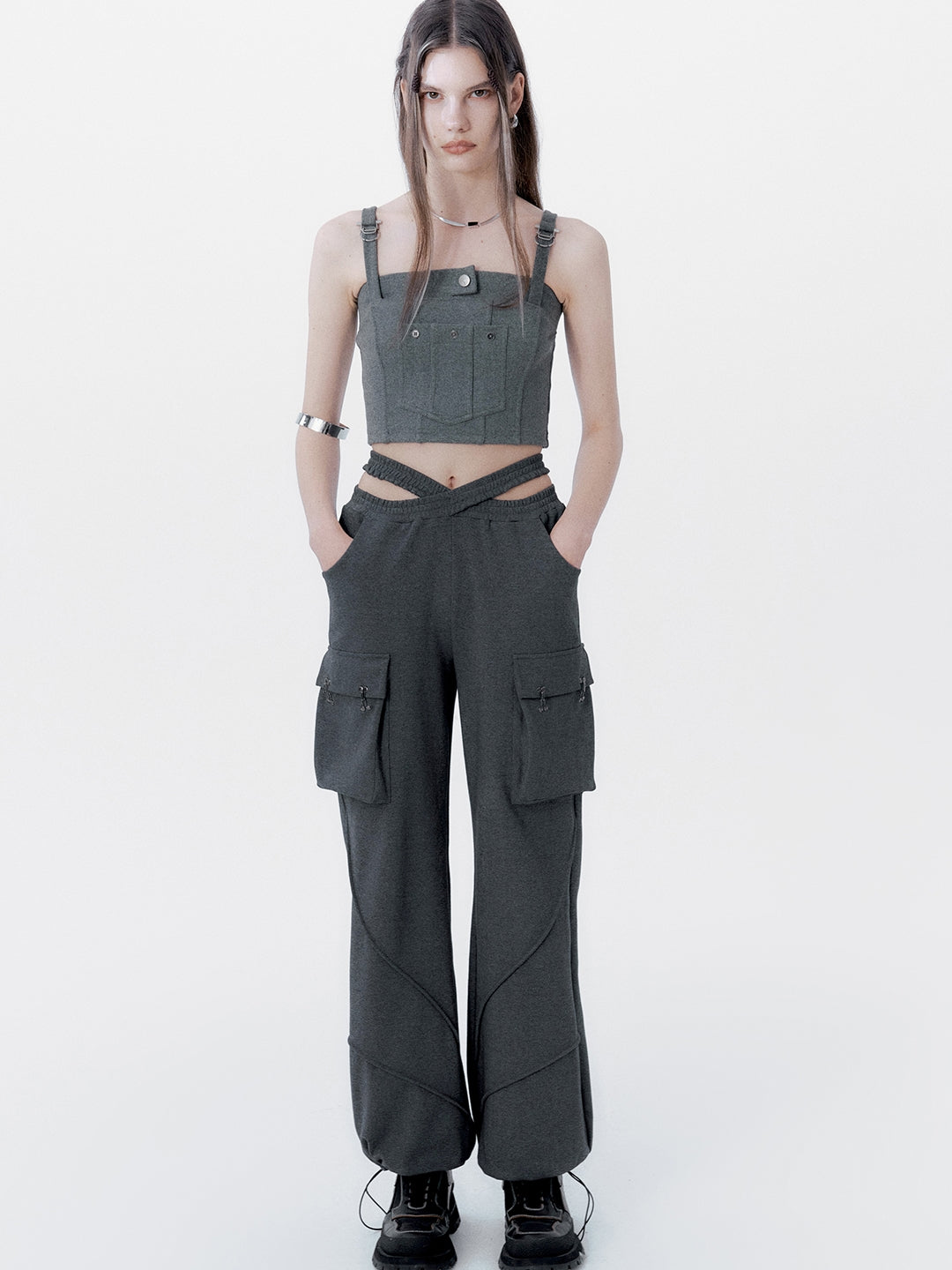 Three-dimensional Pocket Vest & Casual Pants